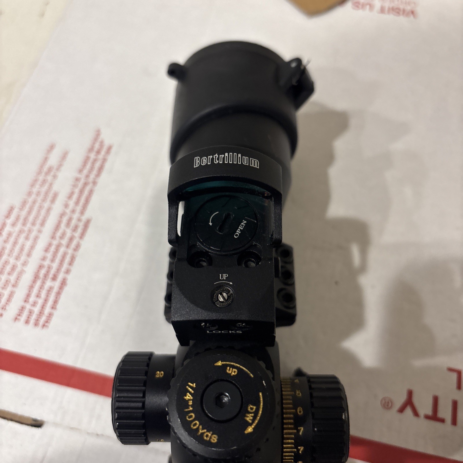 Sniper Rifle Scope 1/4 100 YARDS With ADE Optics