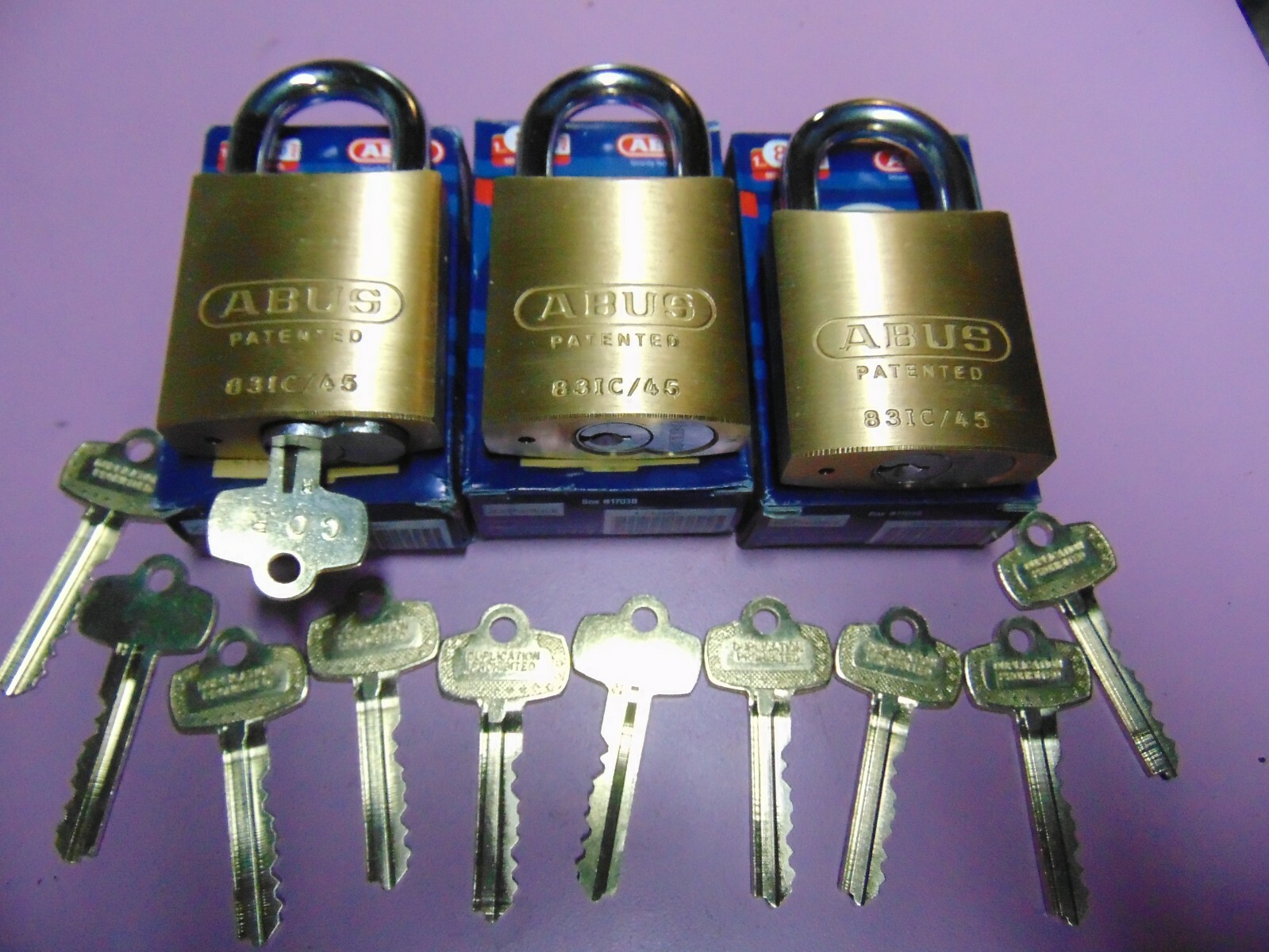 3 NEW ABUS IC BEST CYL. WITH H CORE AND 1 CORE AND 10 KEYS PADLOCK     LOCKSMITH
