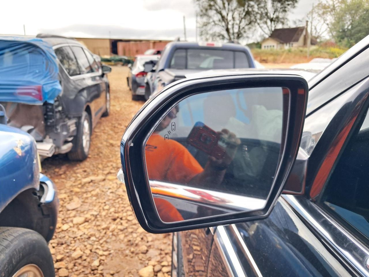 NAVIGATOR 2019 Glove Box 4815593