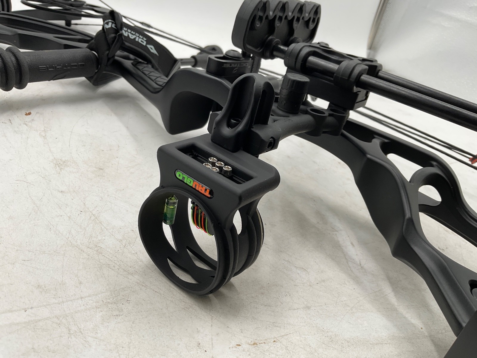Diamond Bowtech Infinite Edge XT BLACK OPS Compound Bow UPGRADE PKG RH