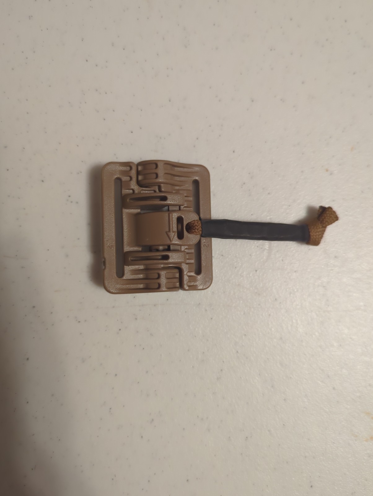 Brand New Single (1) Coyote Plate Carrier Shoulder Strap Quick Release