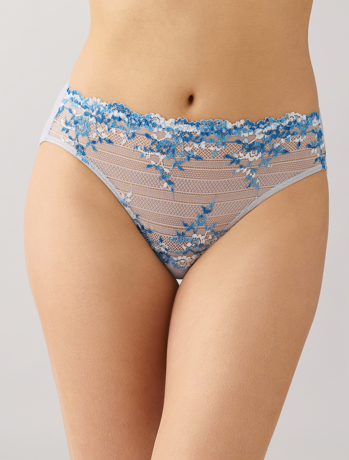 Wacoal 841191 Embrace Lace� Hi-Cut