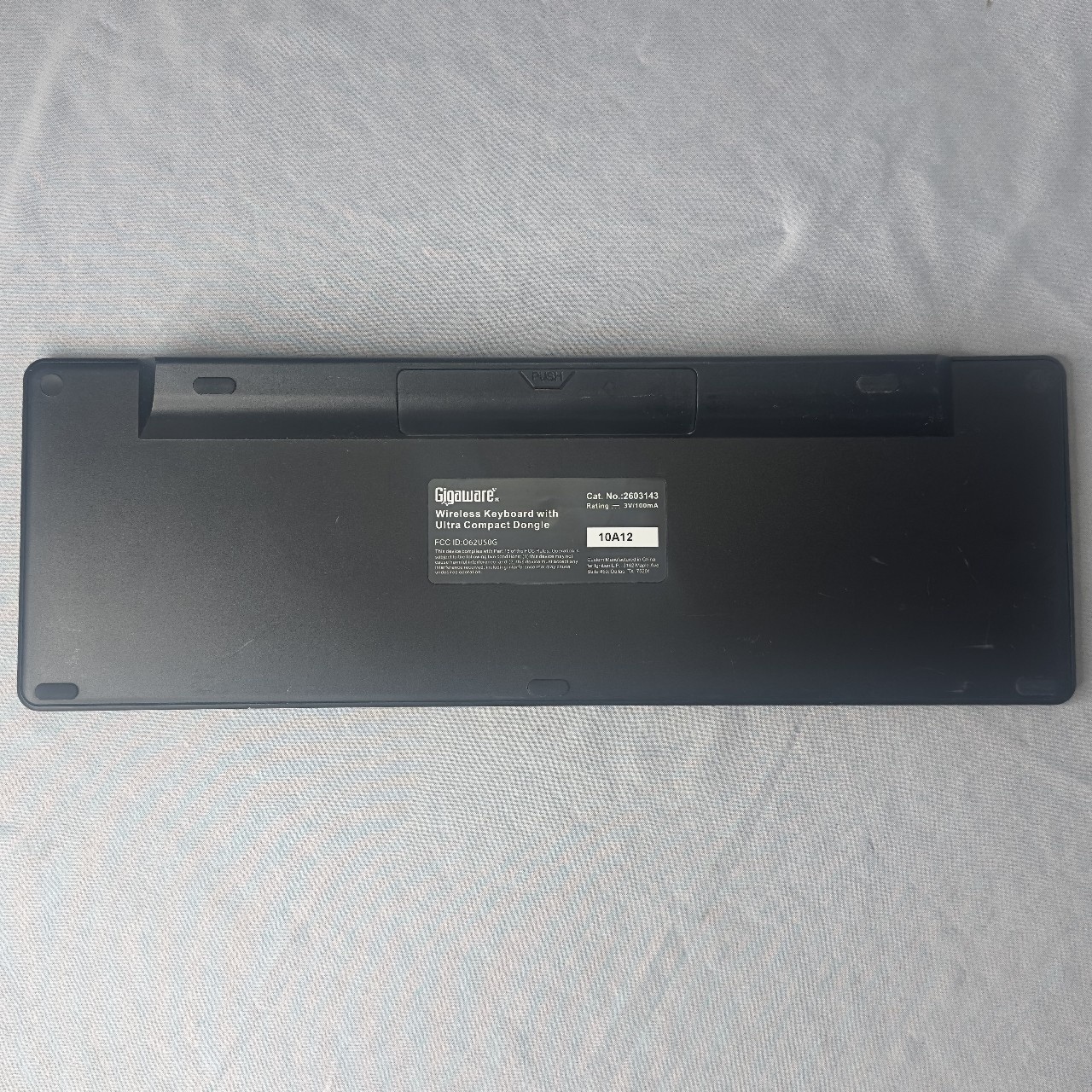 Gigaware Wireless Keyboard Ultra Compact Dongle Full Size Slim Black Numeric Pad