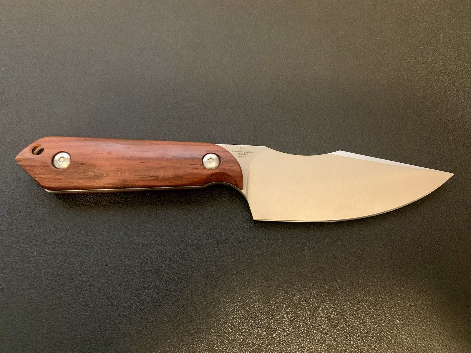 Kizer Harpoon Fixed Blade Nitro-V Satin Wood Handle Maverick Customs w/ Box