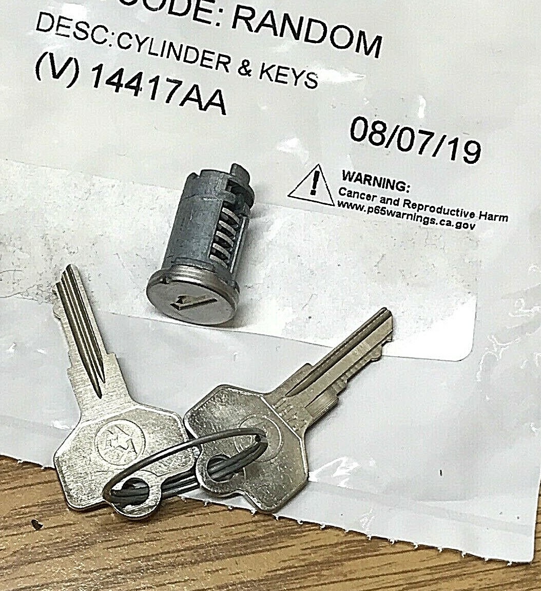 NEW REPLACEMENT KENWORTH CAB DOOR LOCK CYLINDER w/ 2 SMALL METAL KEYS