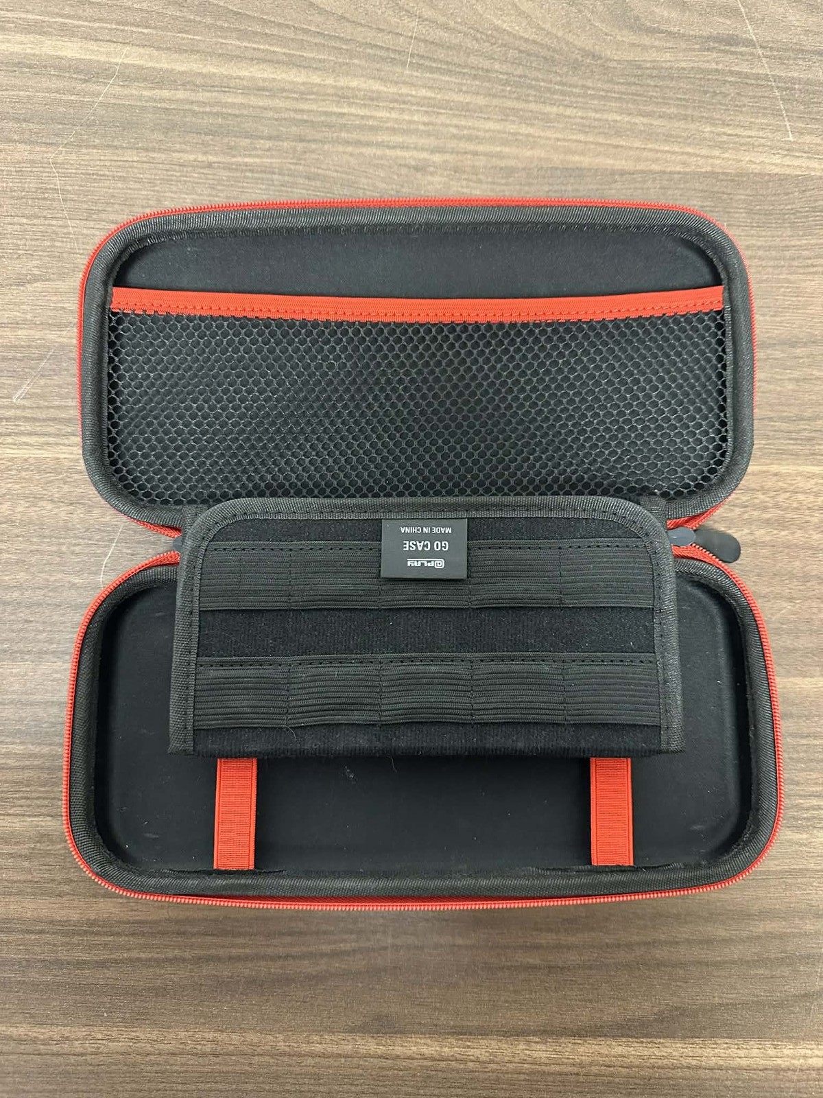 AtPlay Black And Red Hard Shell Nylon Carrying Case For Nintendo Switch 1E