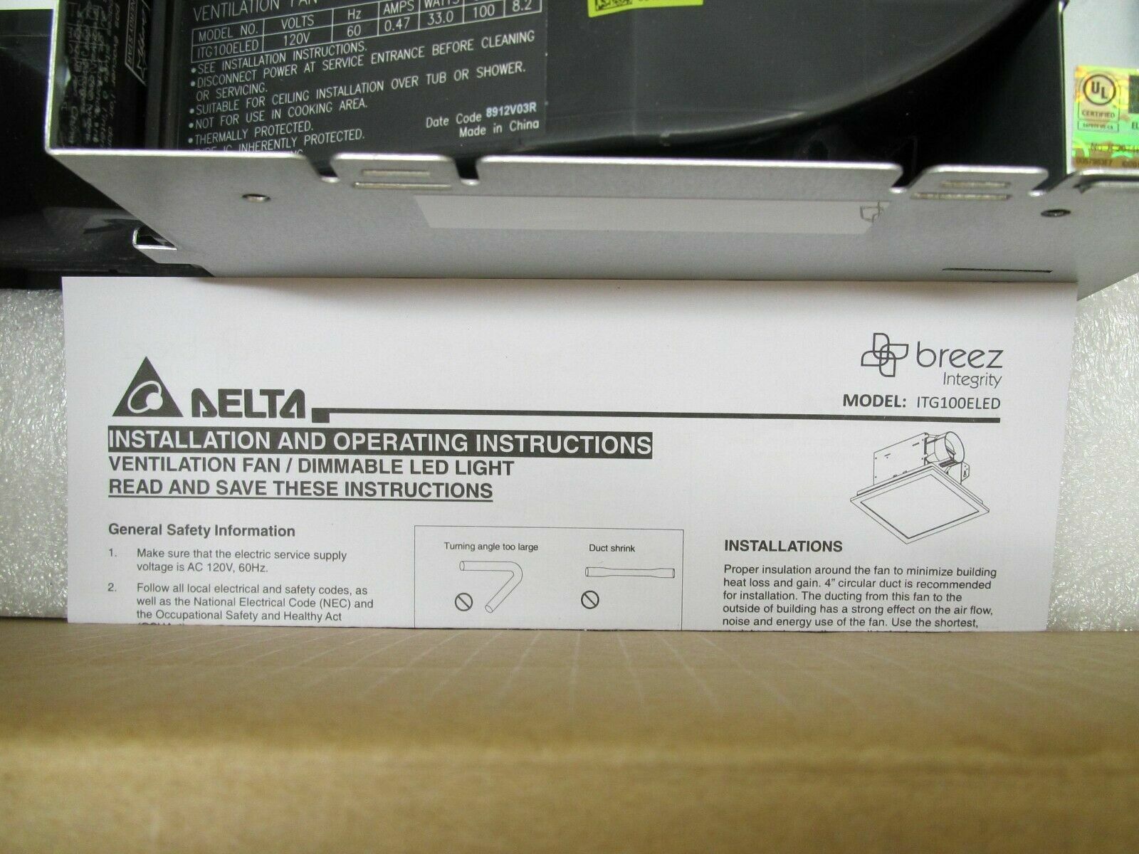Delta BreezIntegrity 100 CFM Exhaust Bath Fan/Edge-lit Dimmable LED Ligh
