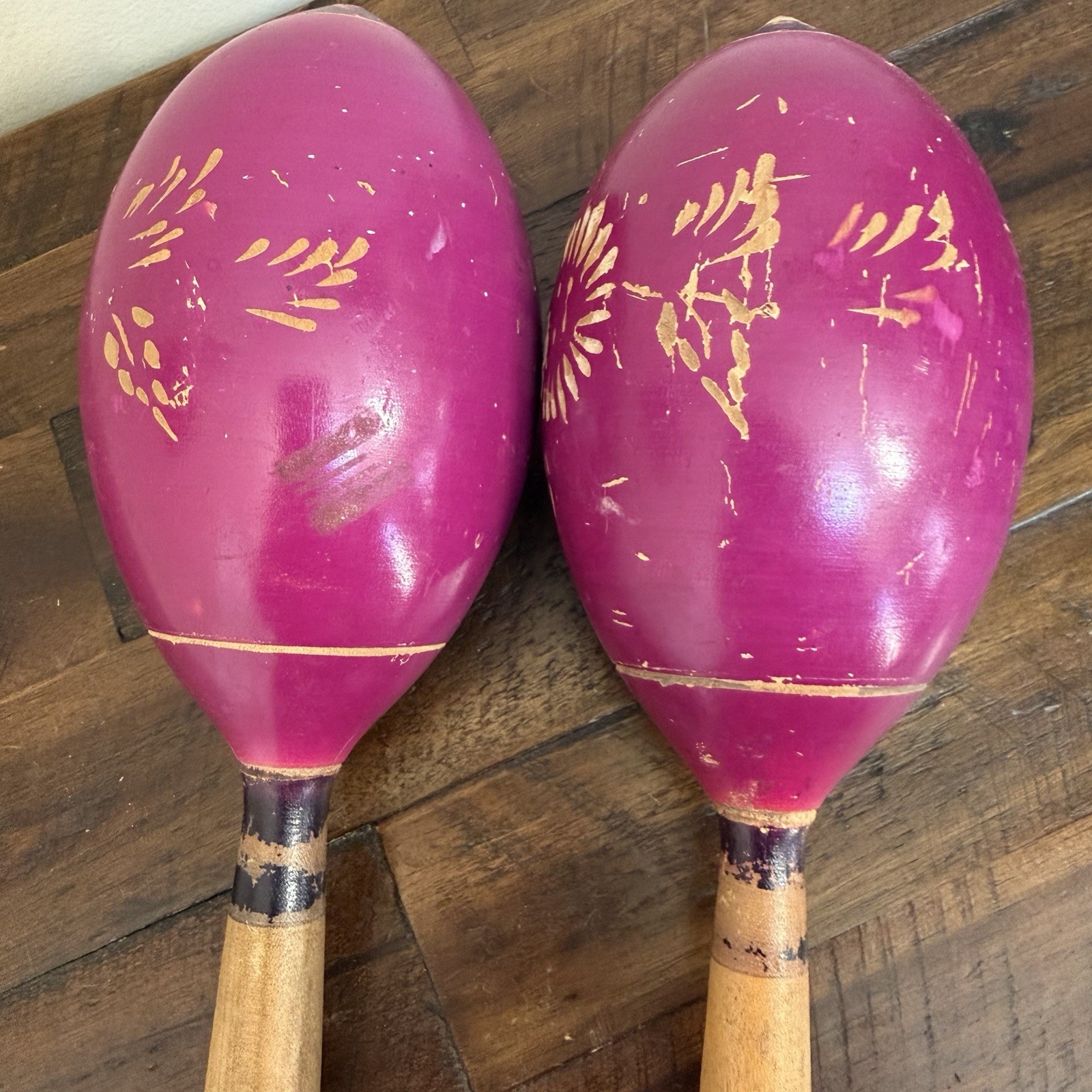 VTG Maracas Hand Etched Painted Souvenir Musical Instrument Noise Maker Wood