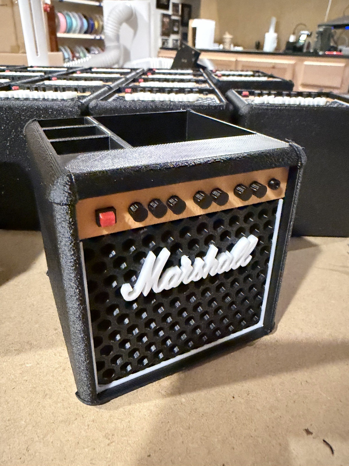 M in n in amp pen cup