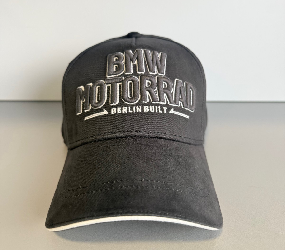 GENUINE BMW MOTORRAD BERLIN BUILT BLACK BASEBALL CAP P/N 76.61.5.B67.3F0