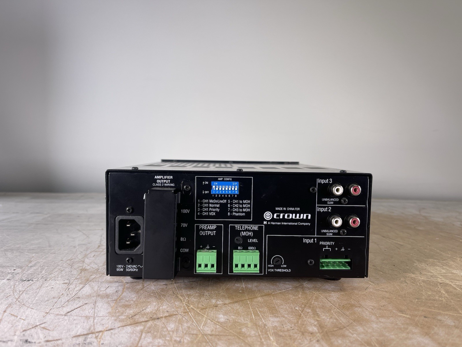 CROWN 135MA COMMERCIAL MIXER AMPLIFIER