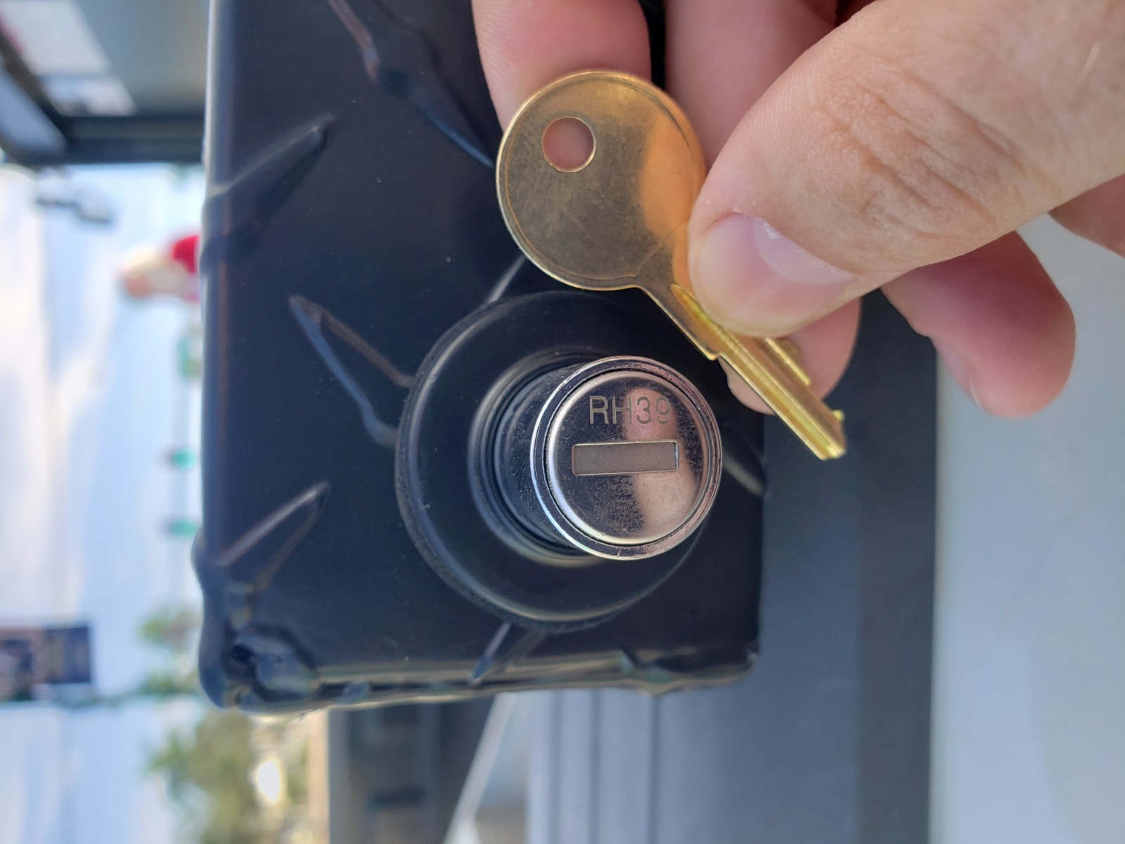 RH1-RH50 Replacement Key For WeatherGuard tool box. Cut to your code. Locksmith