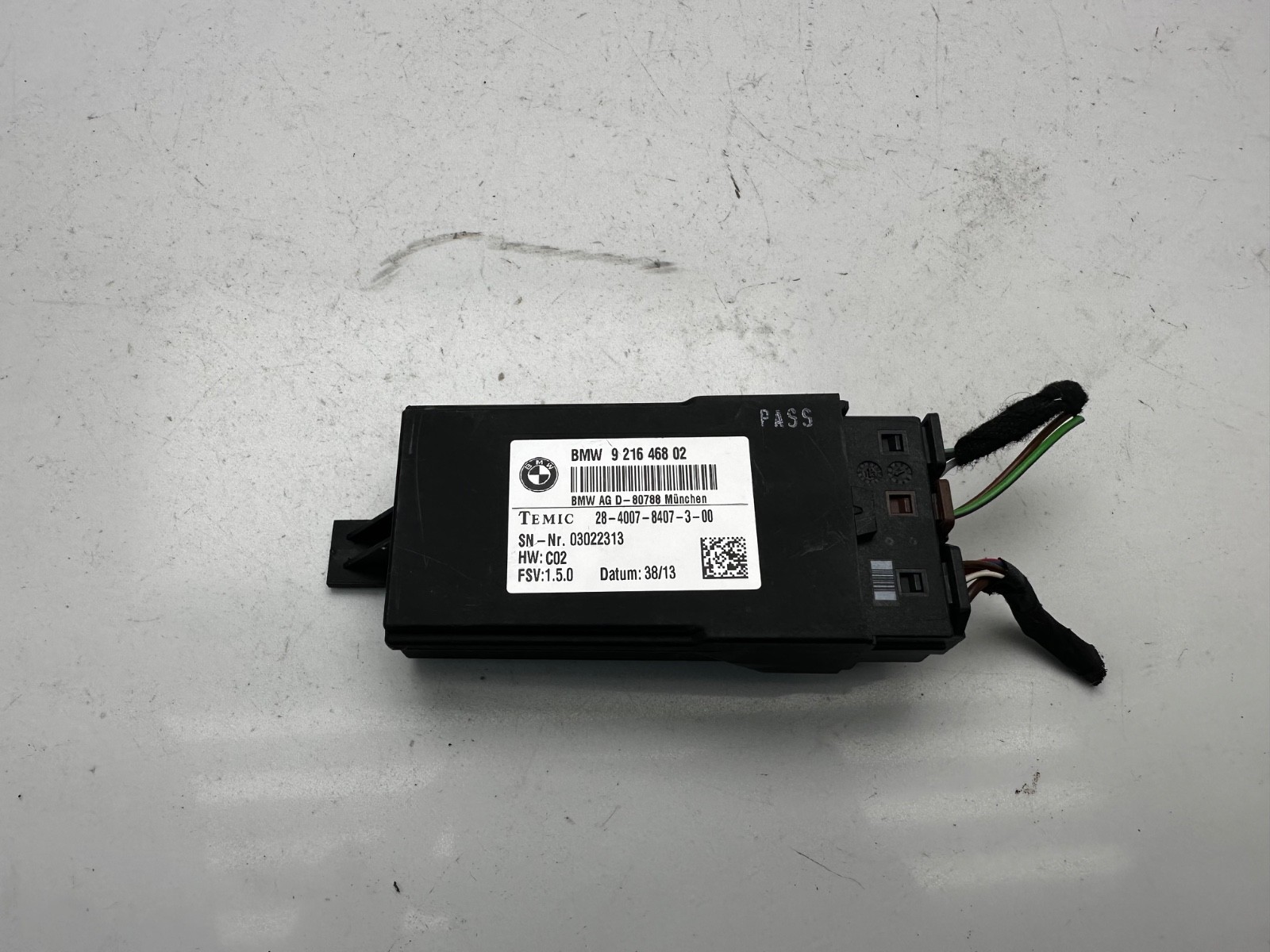 2012 - 2016 BMW 320I  Right Seat Heated Control Module 921646802 OEM