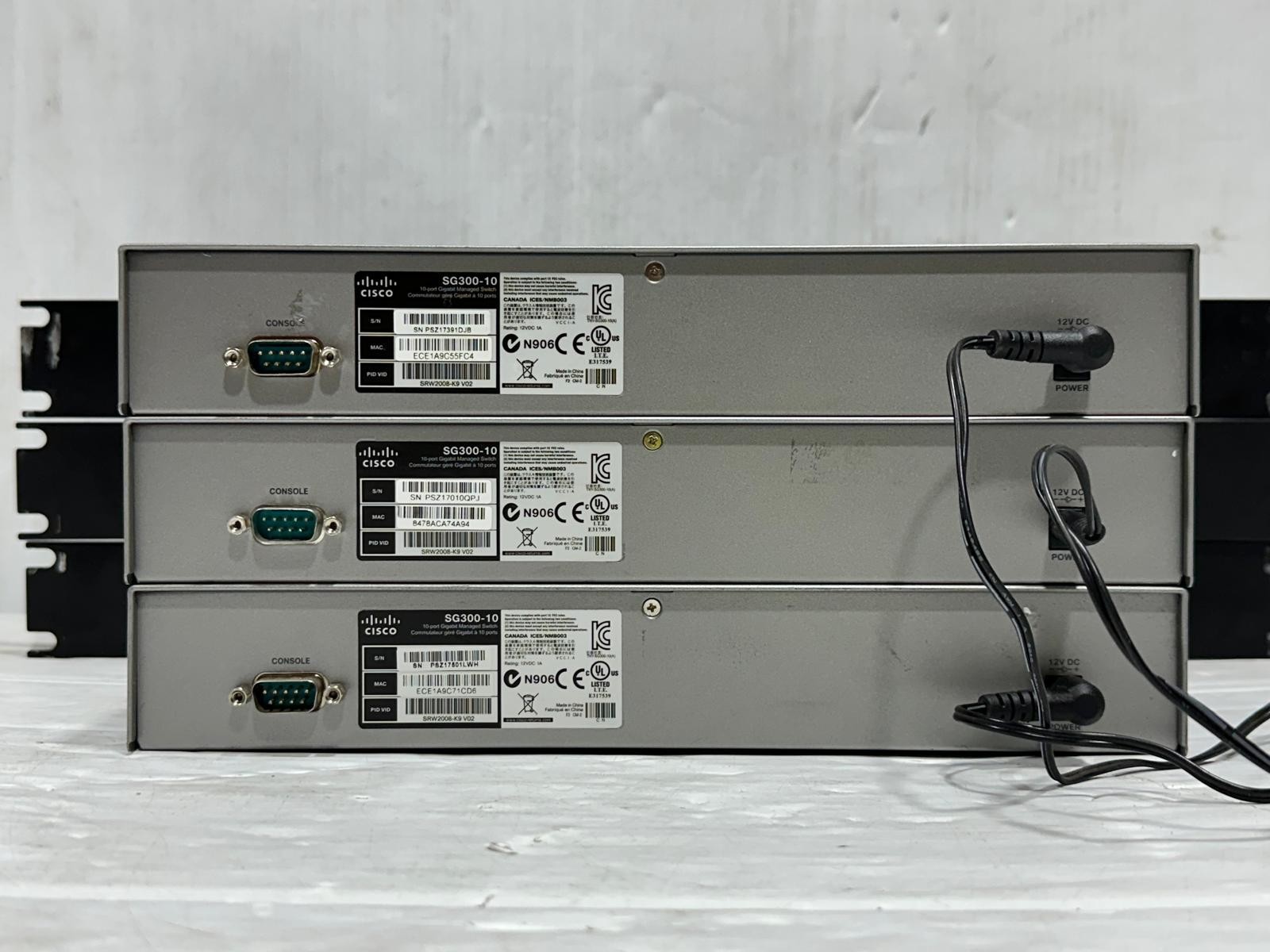 Cisco SG300-10 Managed Switch #4152 (One)THS