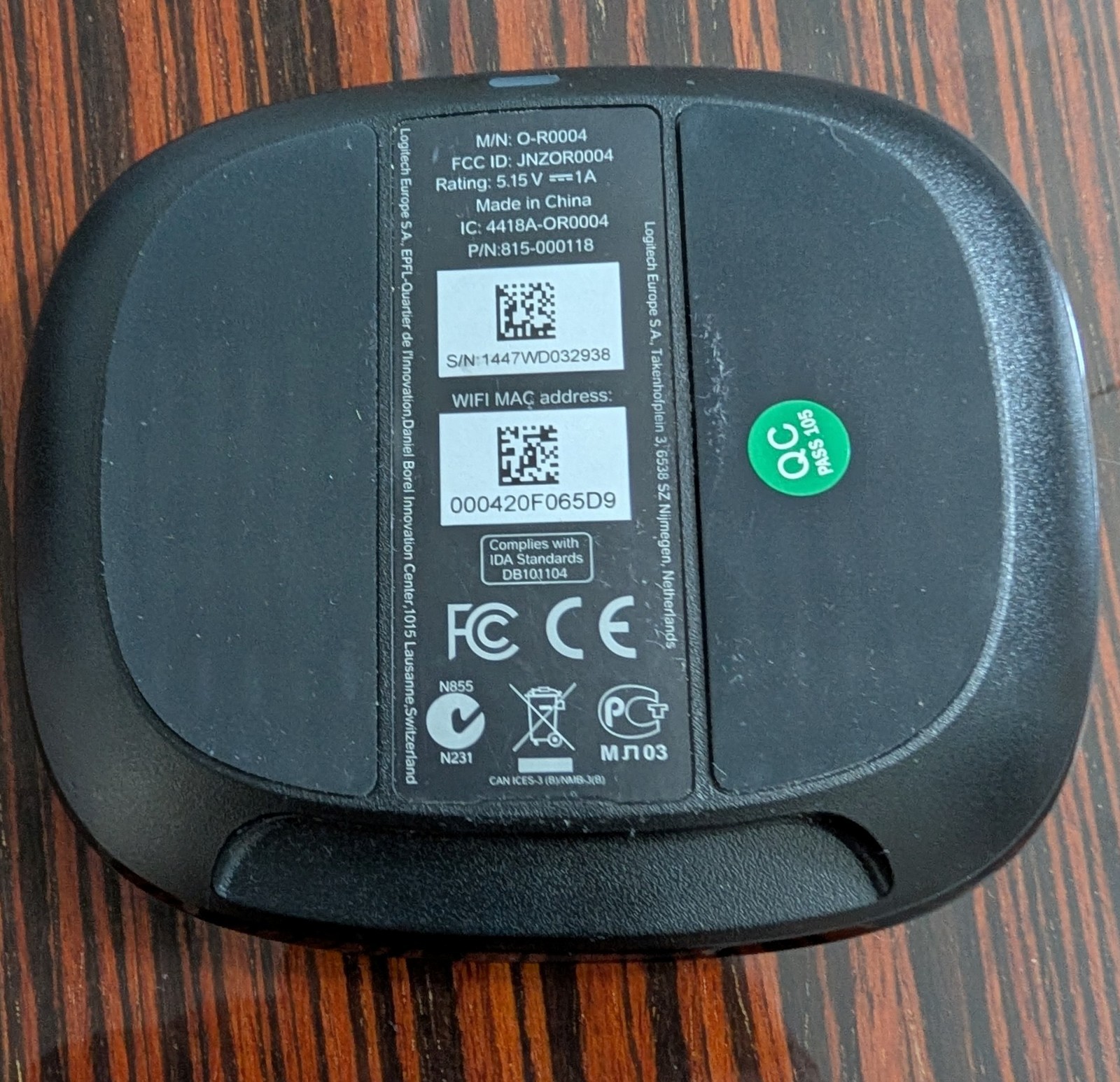 Logitech Harmony Ultimate One Remote Control System N-R0007 w/ Hub O-R0004