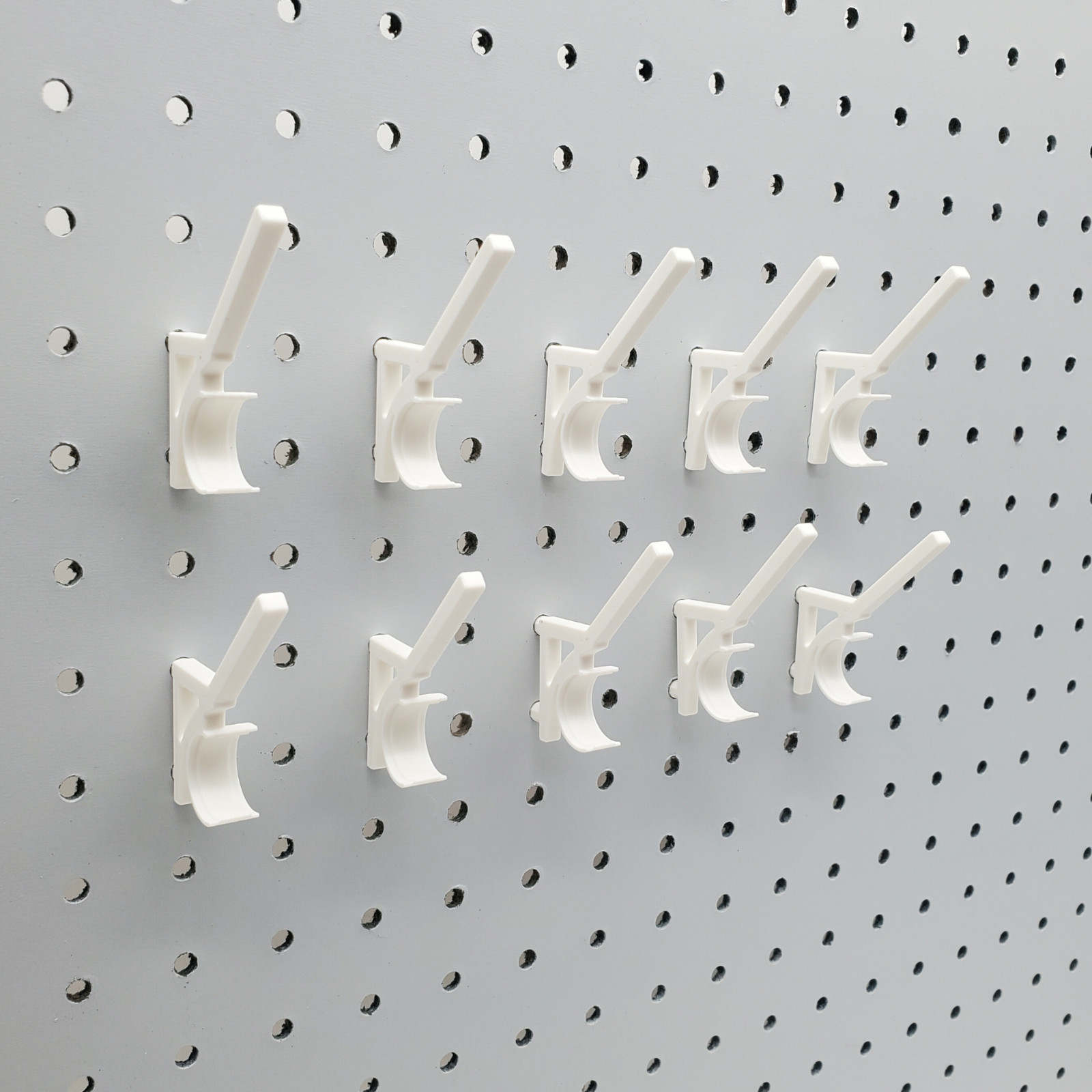 20pk, Thread & Bobbin 1/4" Pegboard Accessory, Sewing Thread Storage Hooks