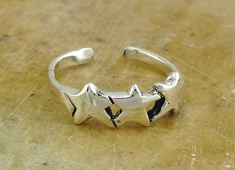 .925 STERLING SILVER STAR ADJUSTABLE TOE RING style# tr96