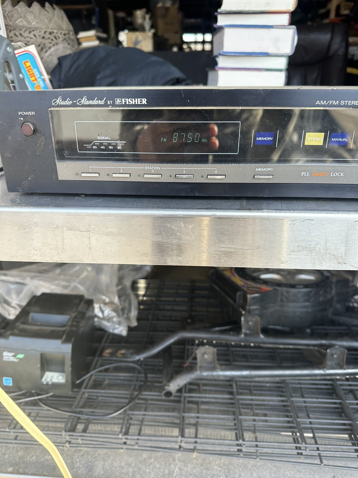 Vintage Fisher FM-660 AM/FM STEREO SYNTHESIZER TUNER