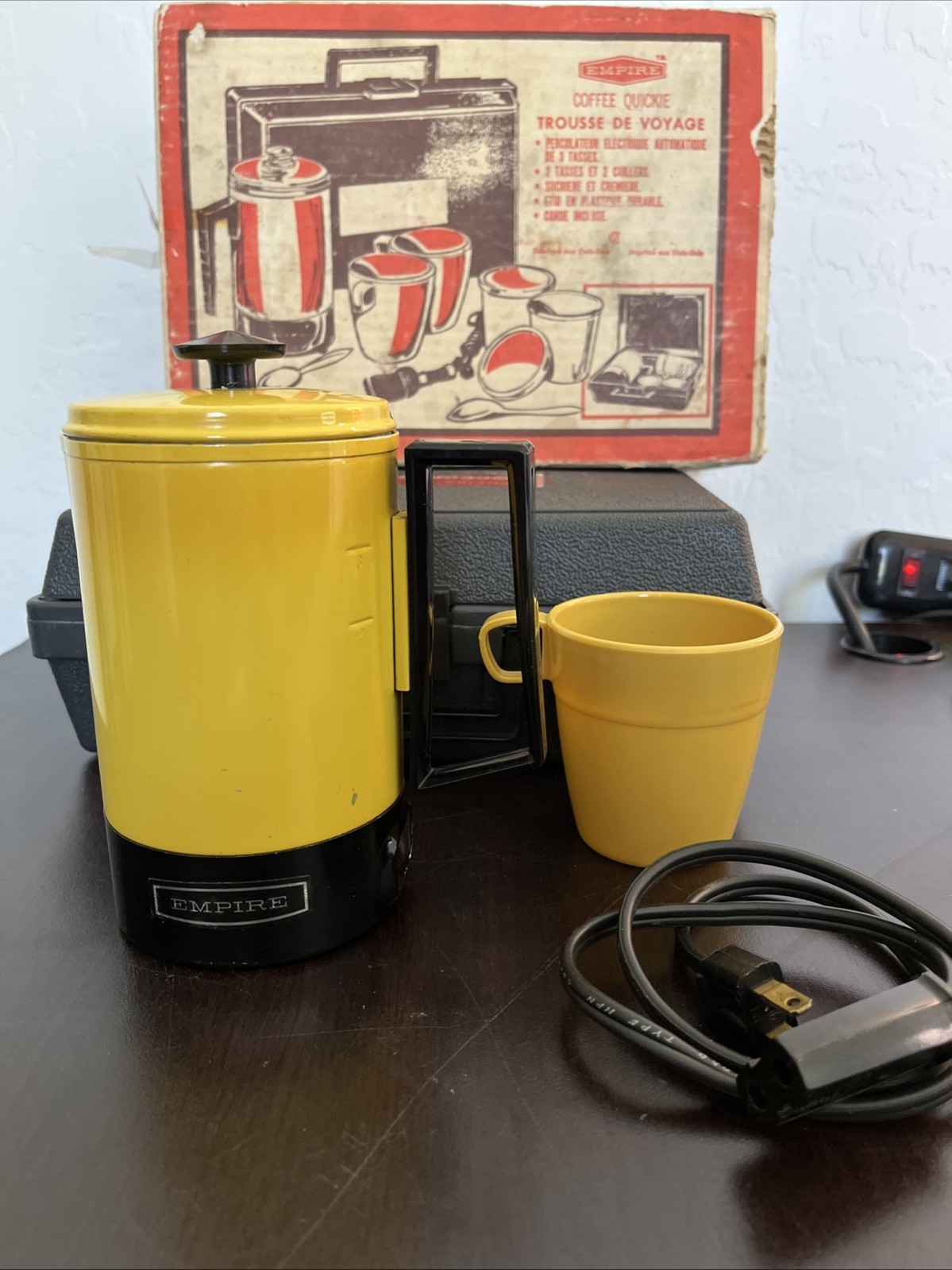 1970’s Empire Coffee Quickie Camping Percolator W/ Case and Box. Tested Working