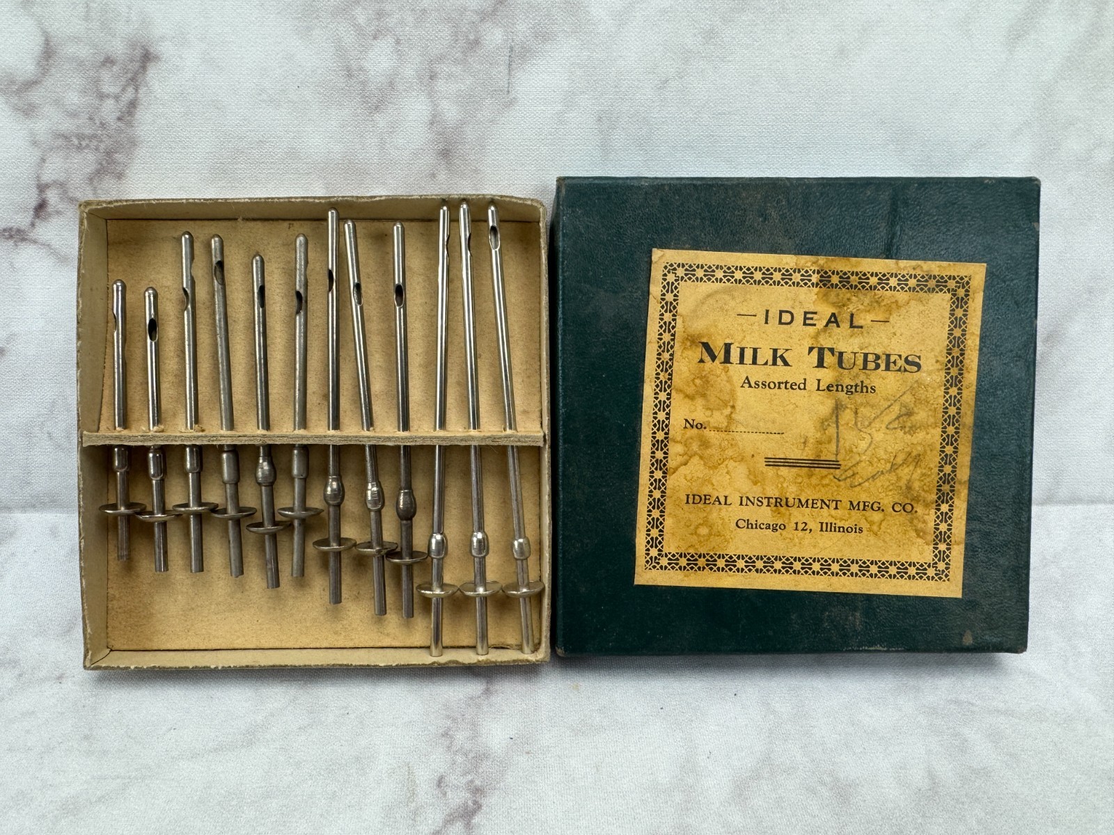 Vintage Ideal Milking Tubes Box of 12 Assorted Lengths 2 1/2" to 4" Chicago, Ill