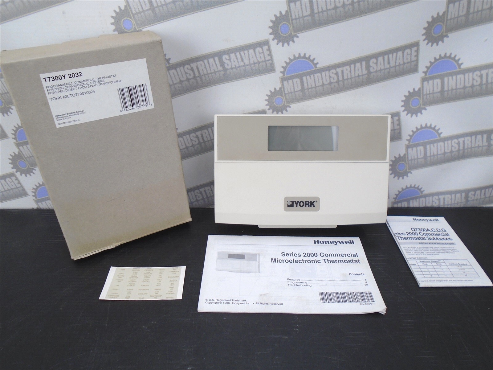 Honeywell Branded YORK T7300Y-2032 Programmable Commercial Thermostat for 3H/3C