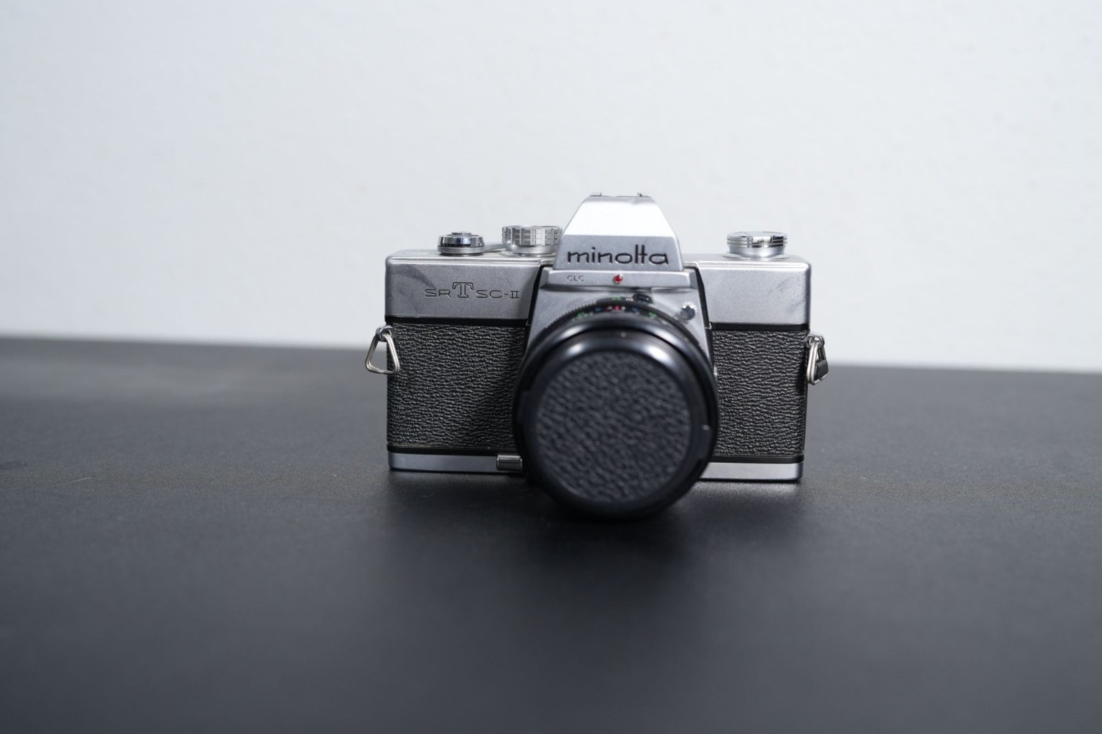 Minolta SRT SC-II Camera With Vivitar Lenses & Caps