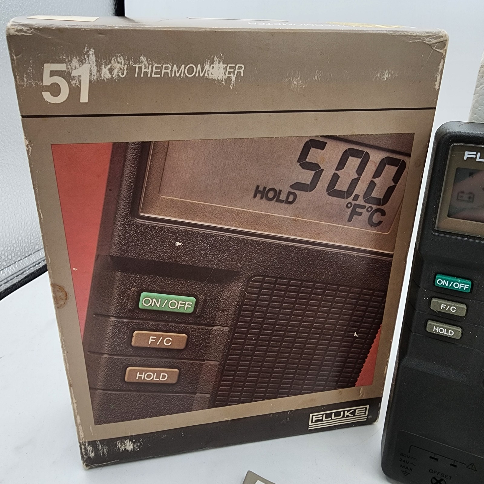Fluke 51 K/J Digital Thermometer Boxed With Probes & Operations Manual