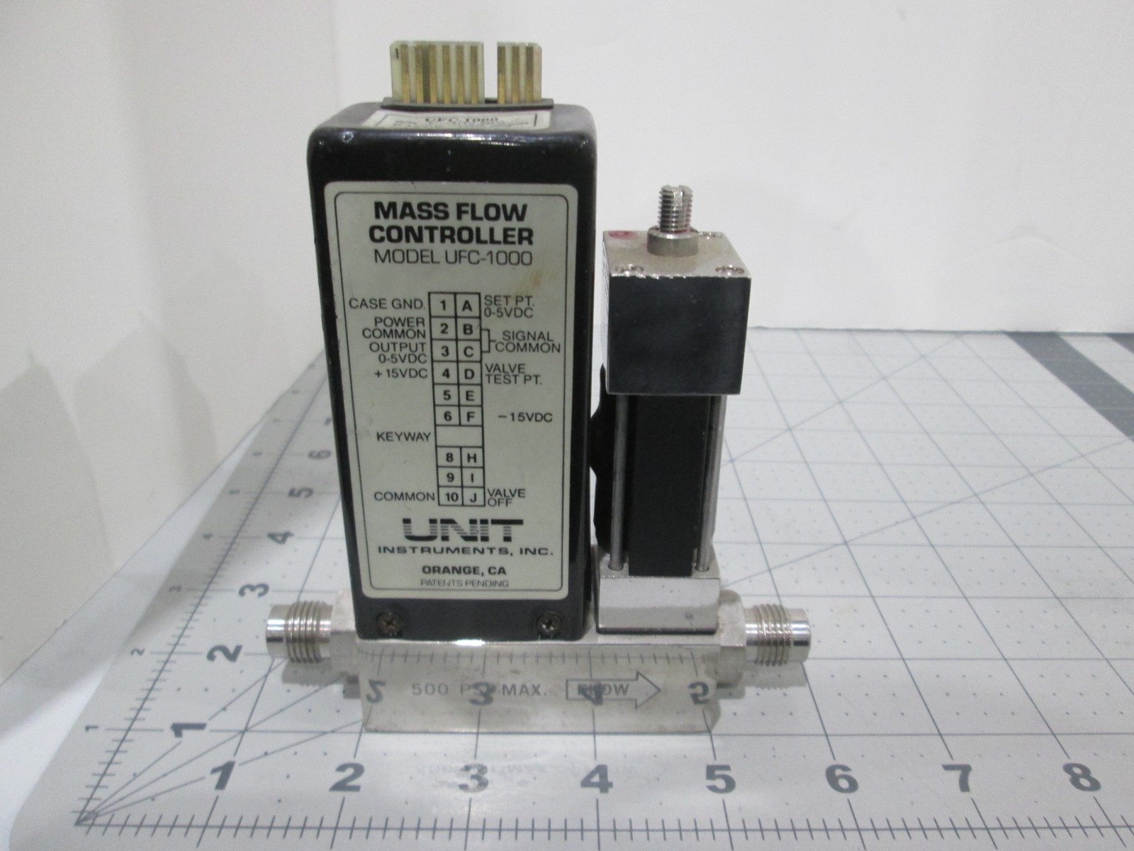 Unit, UFC-1000, Mass Flow Controller, SiH2CL2, 100 SCCM, Used