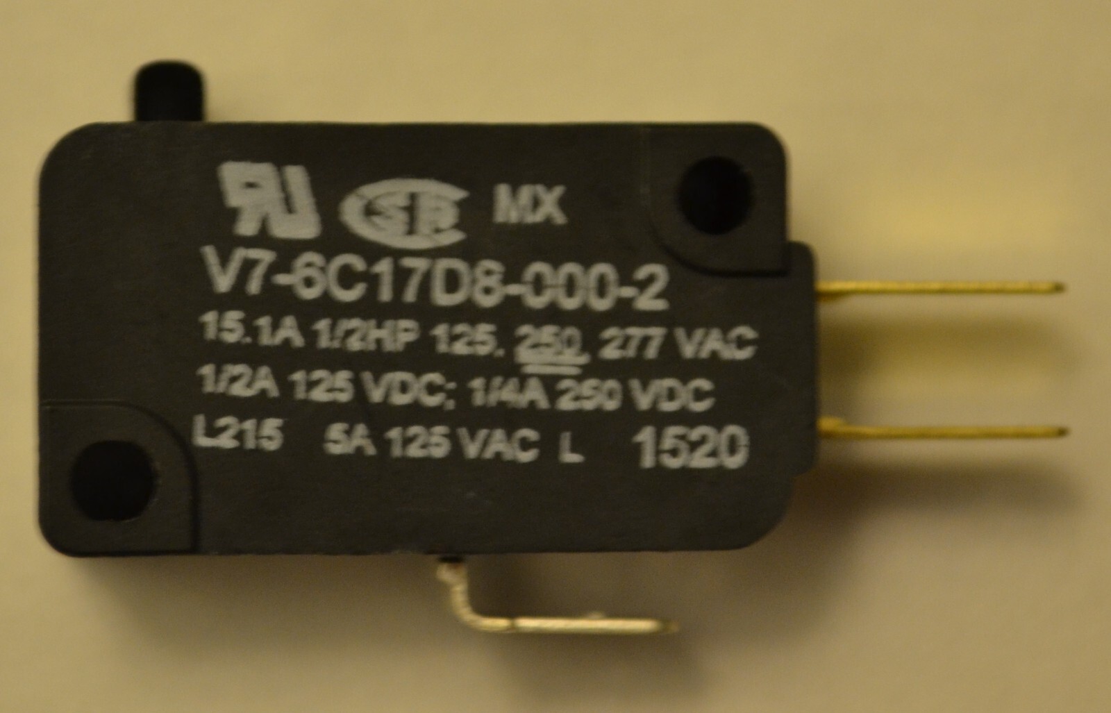 Honeywell V7-6C17D8-000-2 Micro Switch, SPDT, 15.1A 125/250/277 VAC,  1/2HP