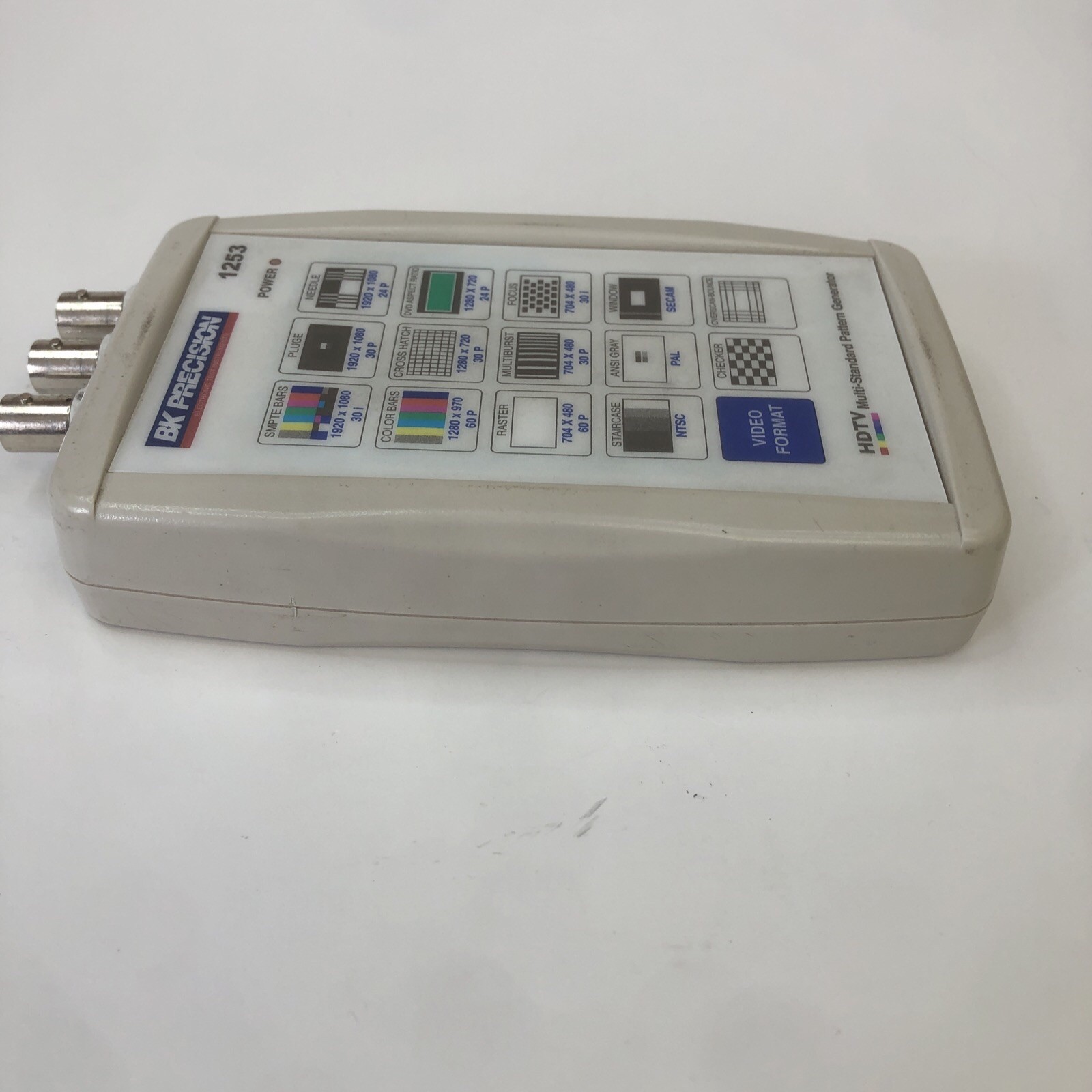 BK Precision 1253 Handheld HDTV Pattern Color Bars Generator