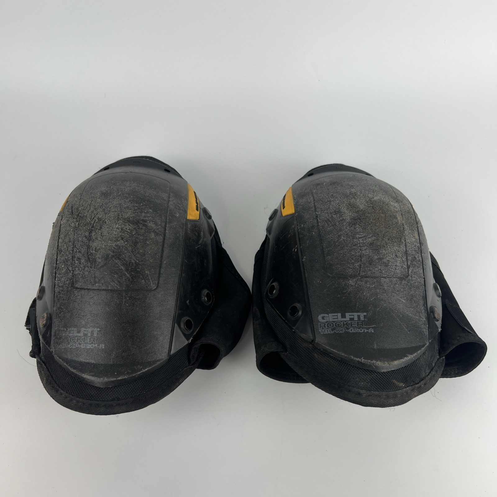 ToughBuilt GelFit Rocker Black Stabilization Knee Pads Heavy Duty TBL-KP-G201-R