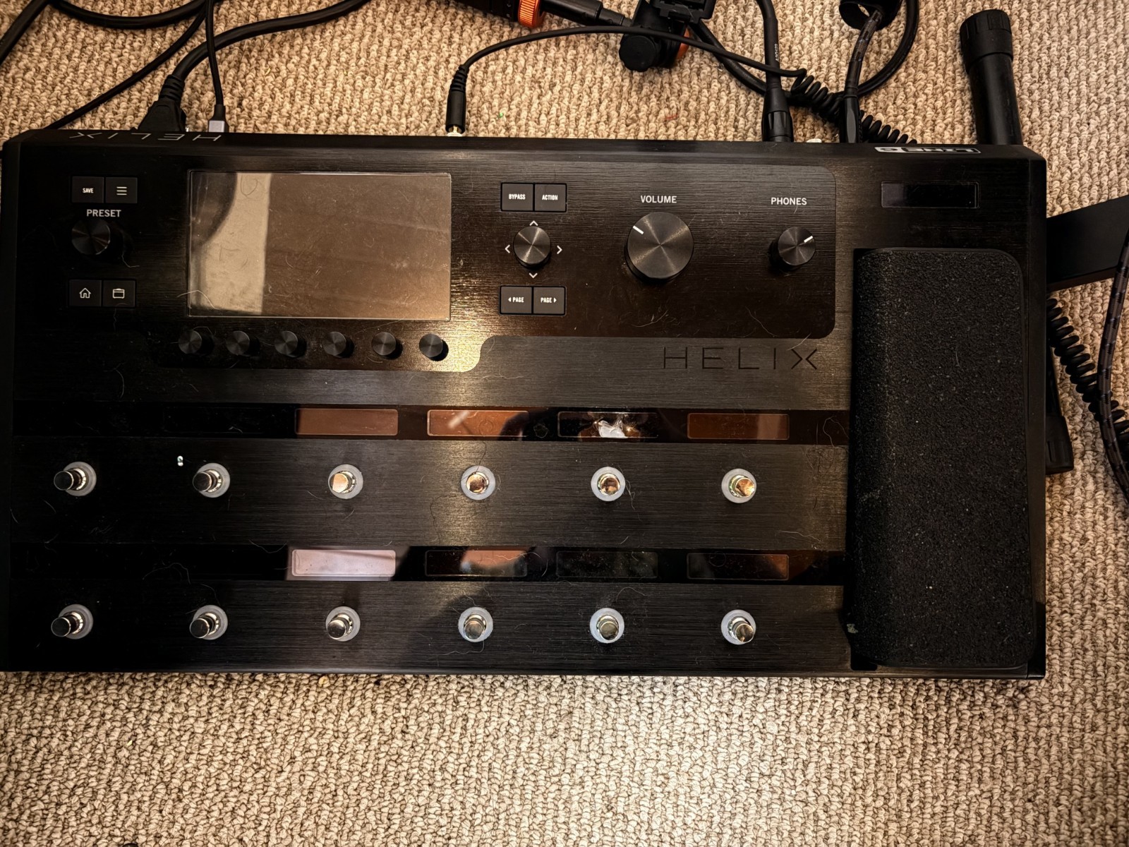 Line 6 Helix Floor