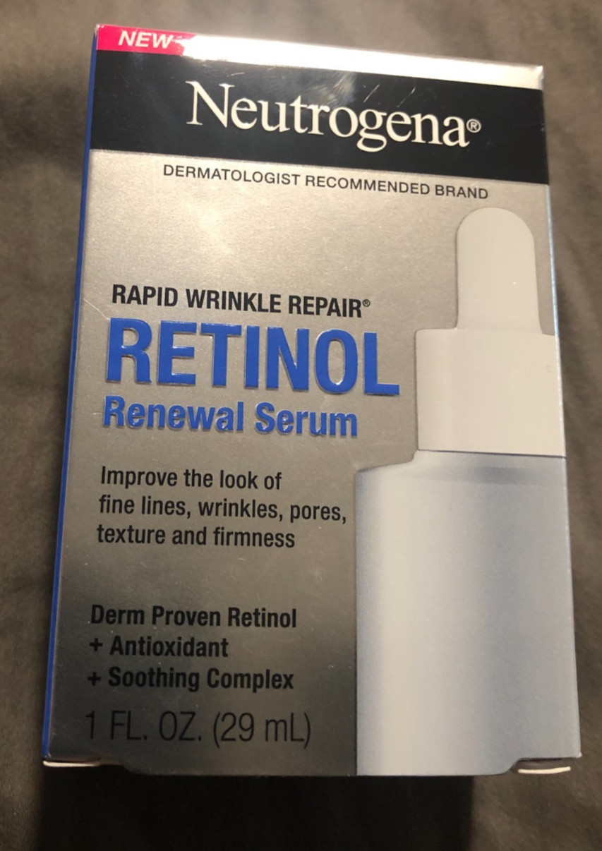New Neutrogena Retinol Renewal Serum 1 oz Antioxidant Wrinkles Pores Firm Tone