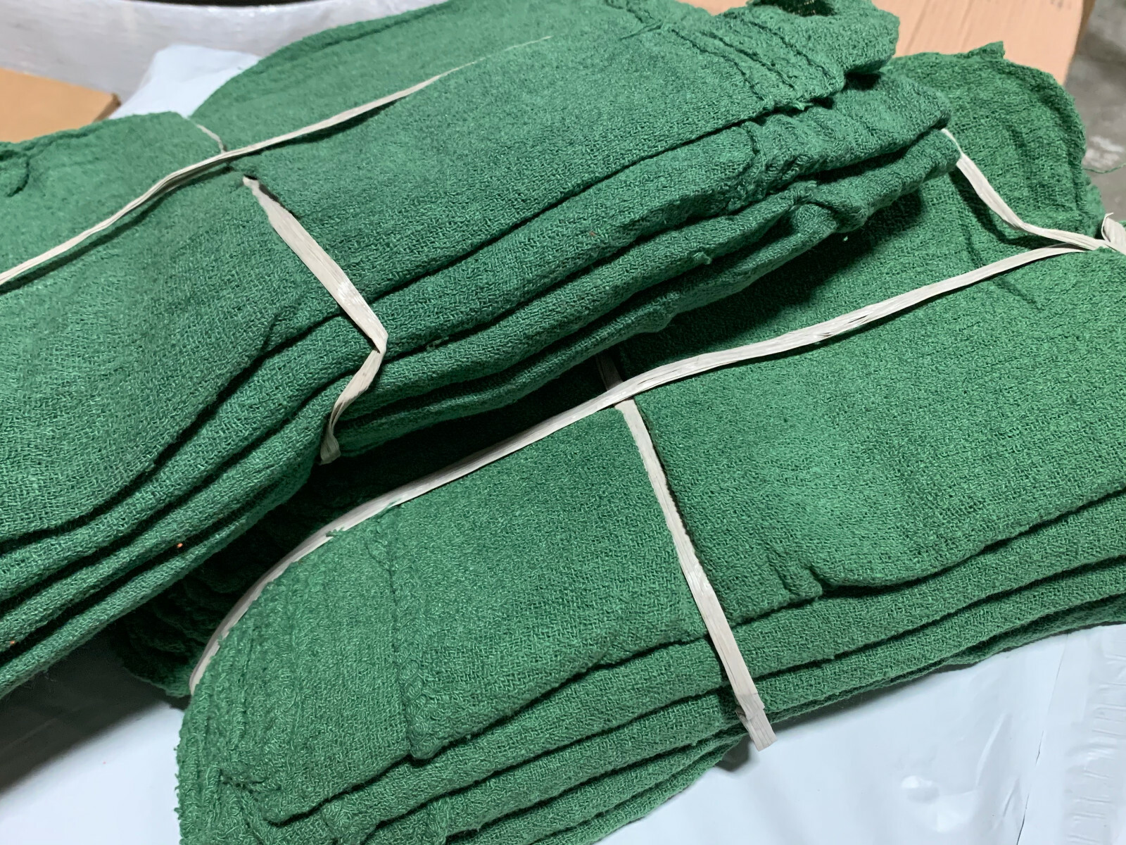 2500 new great mechanics shop rags towels green heavy Duty