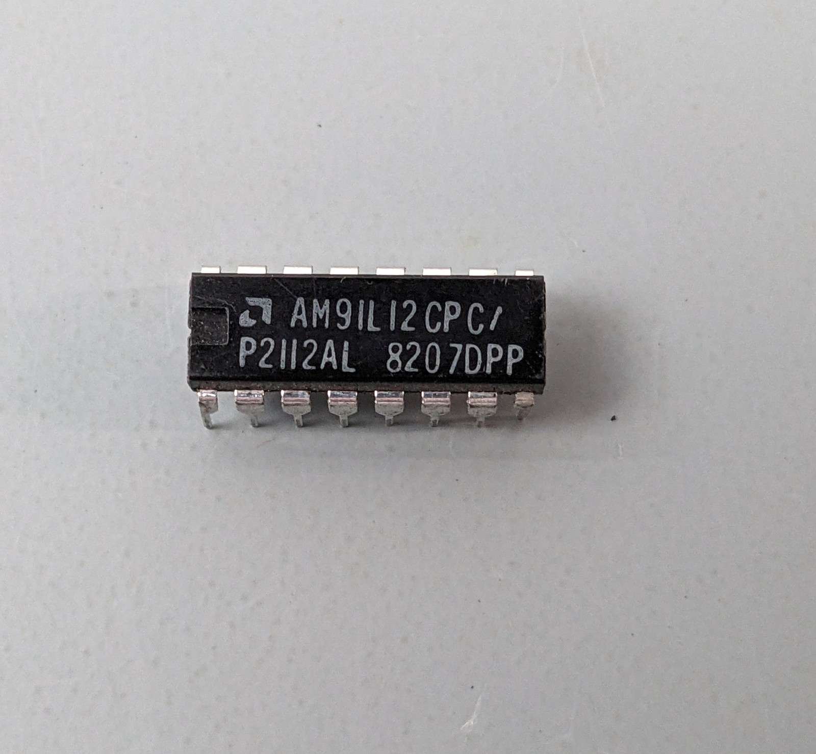 AMD AM91L12CPC 256 x 4bit Static RAM, 1024bit SRAM IC