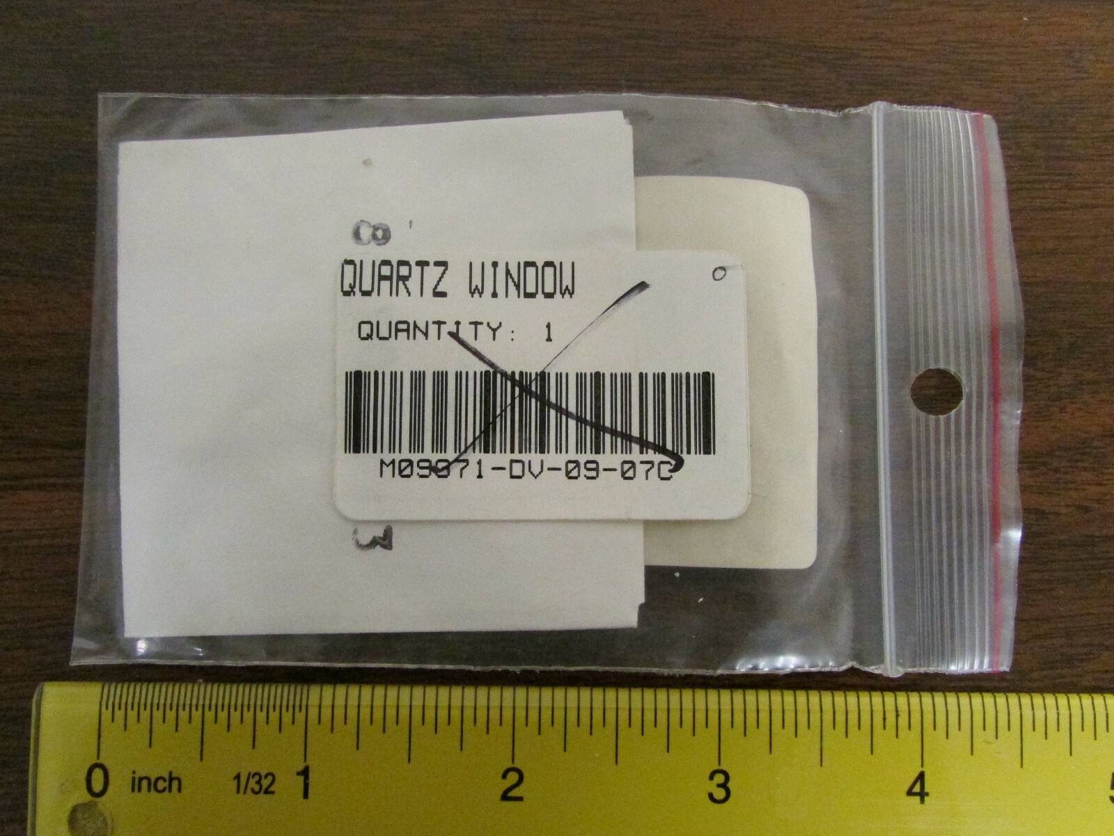 Pharmacia Biotech Quartz Window D=10 New