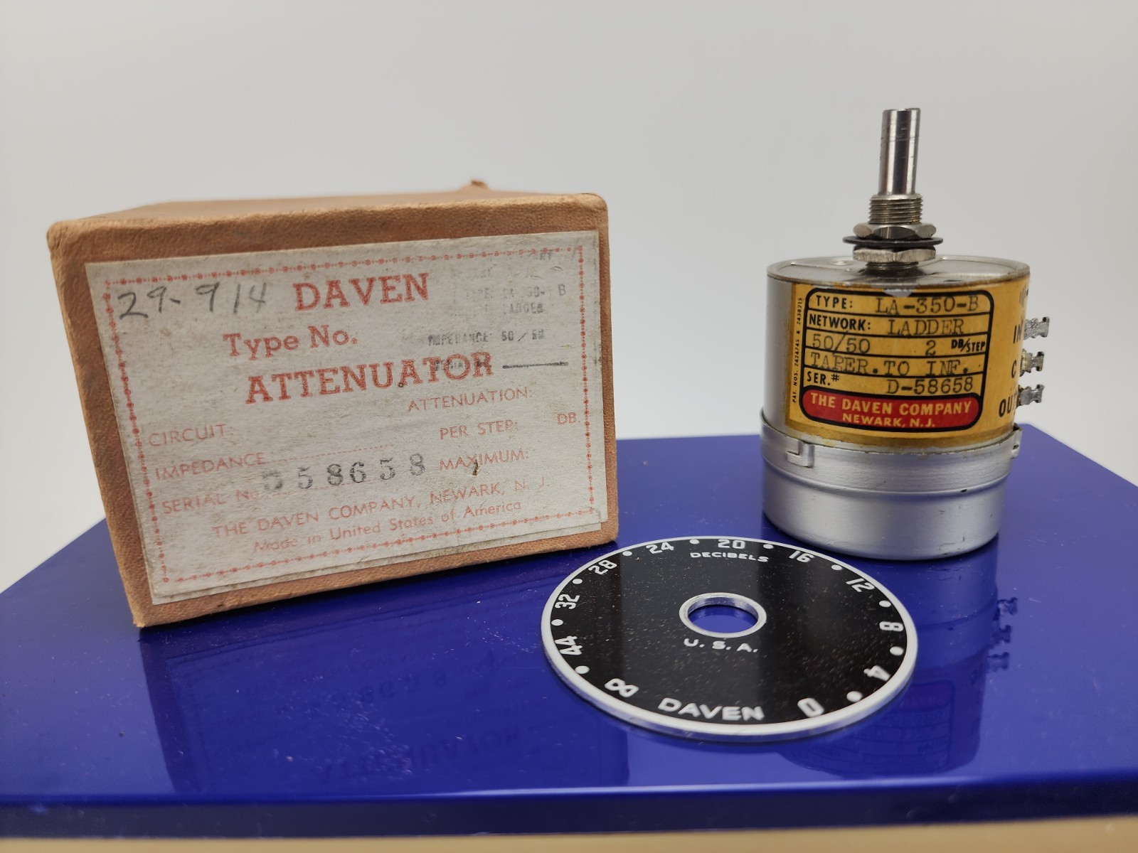 Vintage Daven LA-350-B Ladder 50/50 Ohms 2DB Step Taper LA-350 AS IS