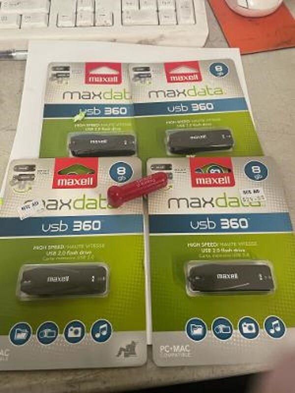 4X Maxell Max Data 8 gb USB 360 High Speed 2.0 Flash Drive PC + MAC Compatible