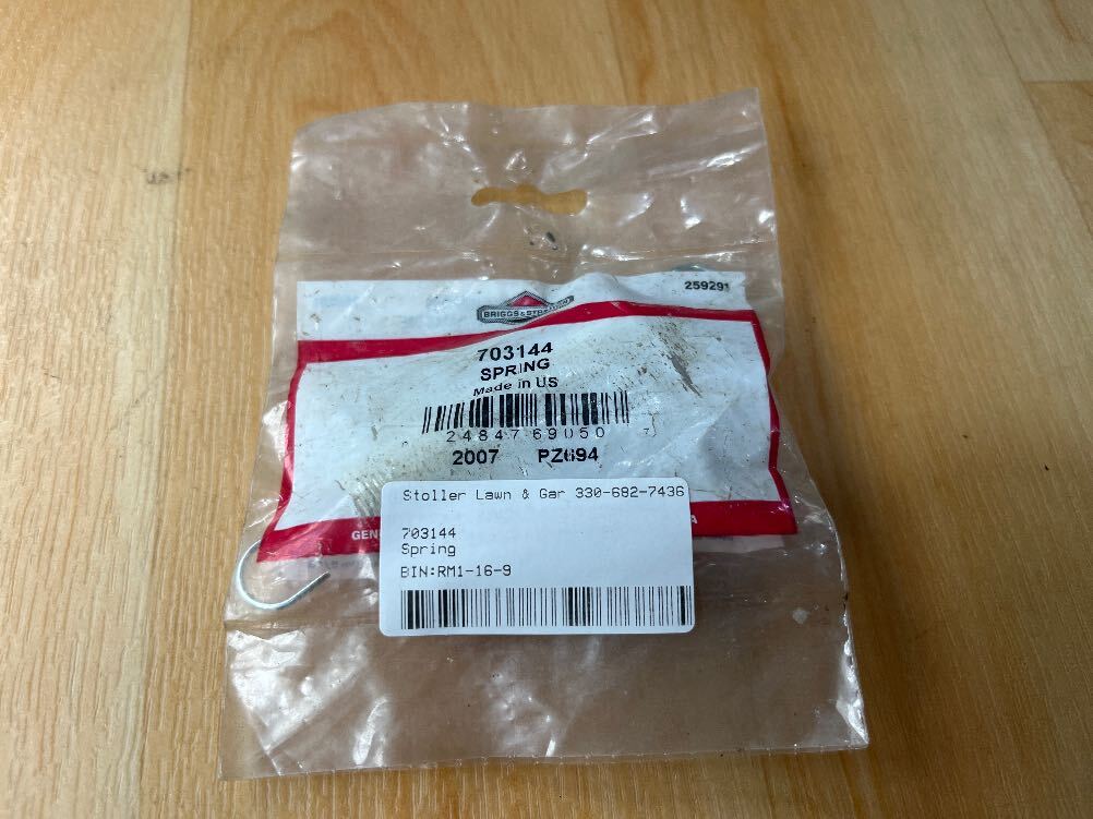Briggs & Stratton 703144 SPRING