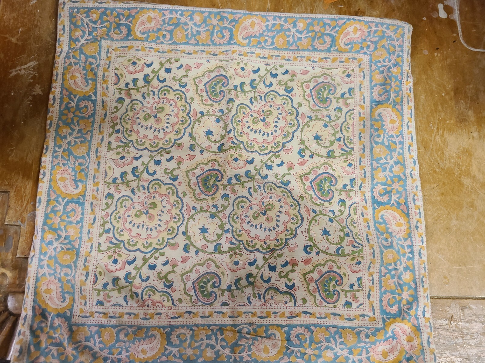 Pottery Barn "Cream Handkerchief Design" 20" Pillow Cover