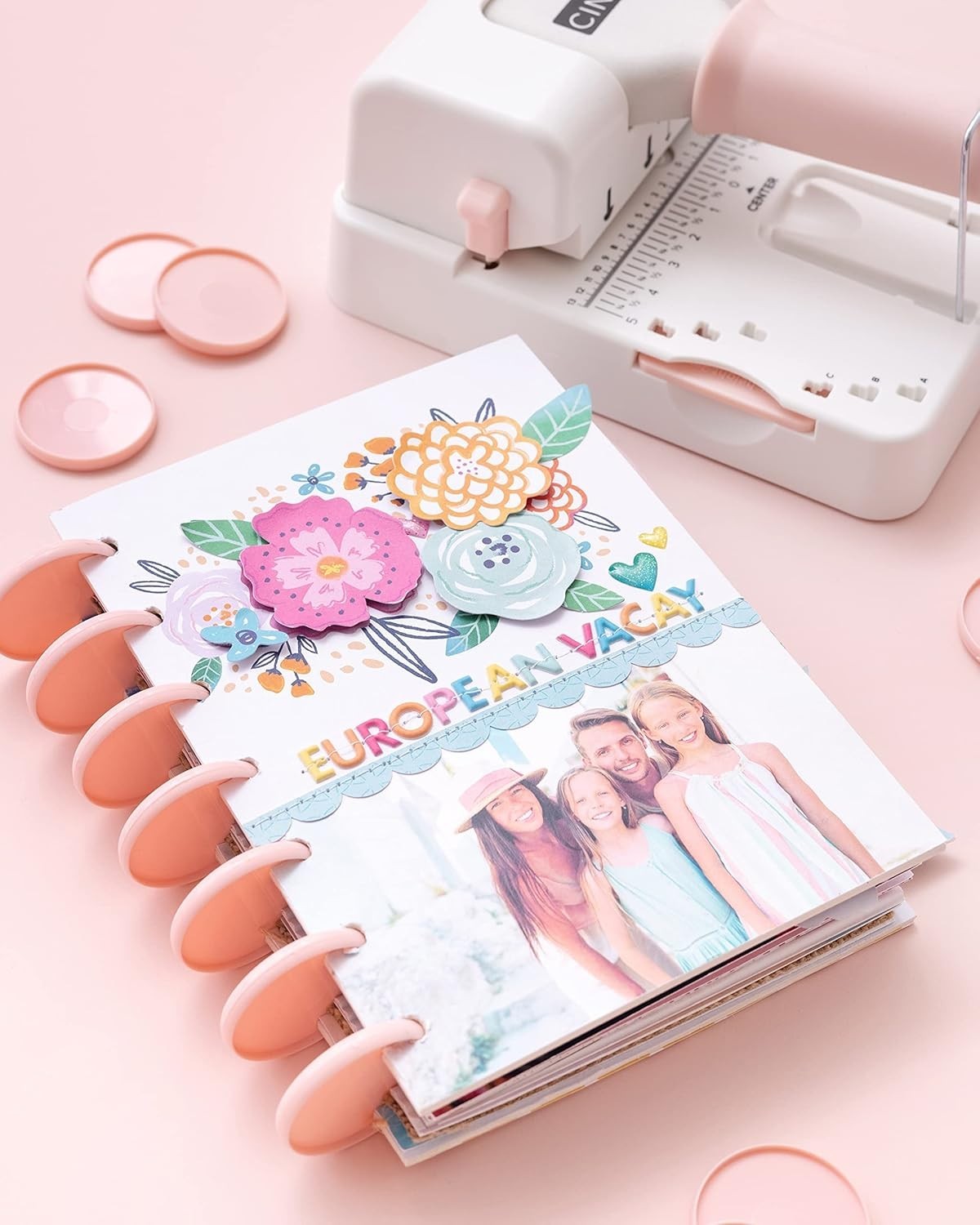 We R Disc Cinch Book Binding Tool-White/Pink