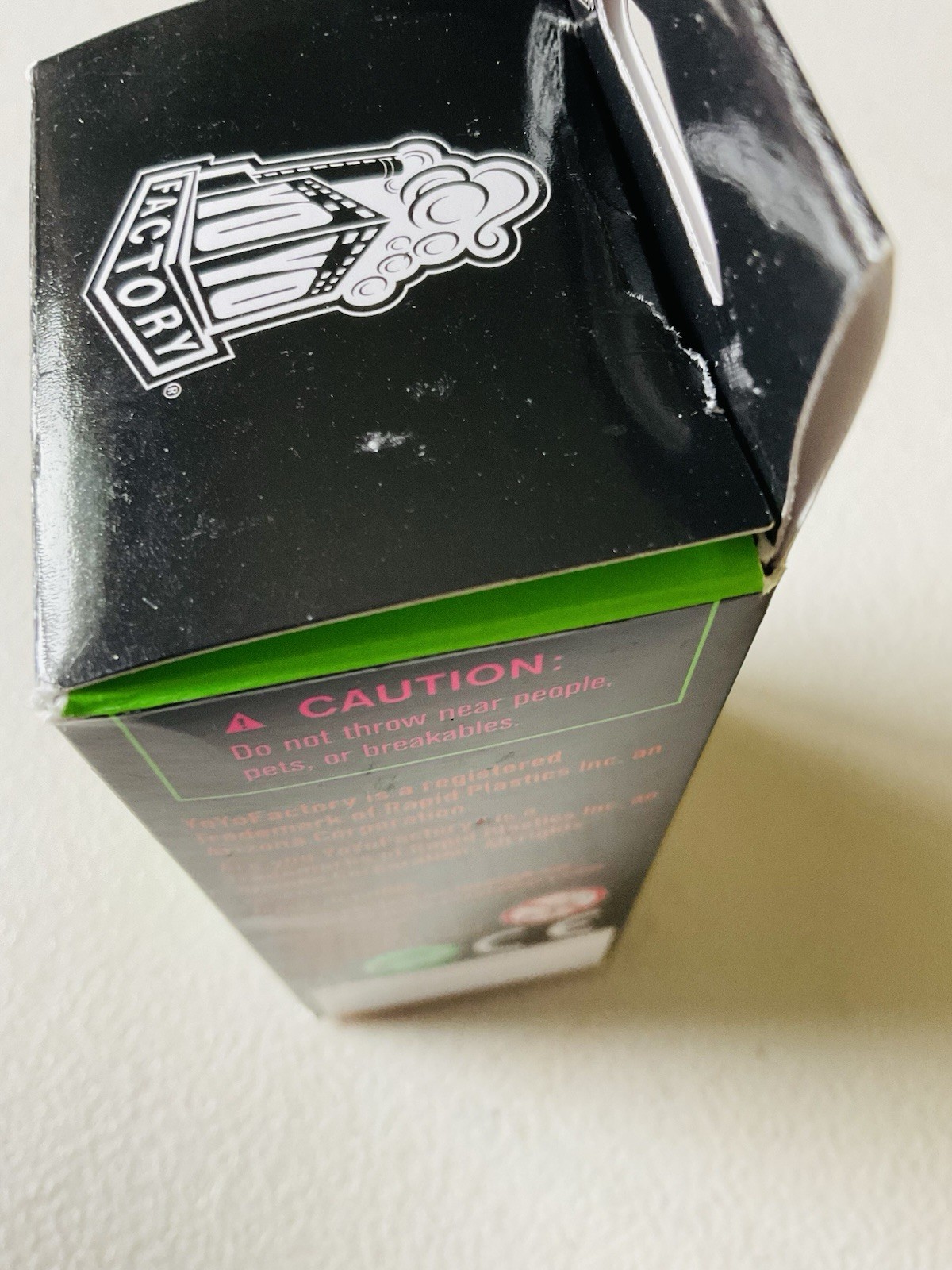 Yo-yo Factory 2011 Grind Machine Neon Pink Plastic