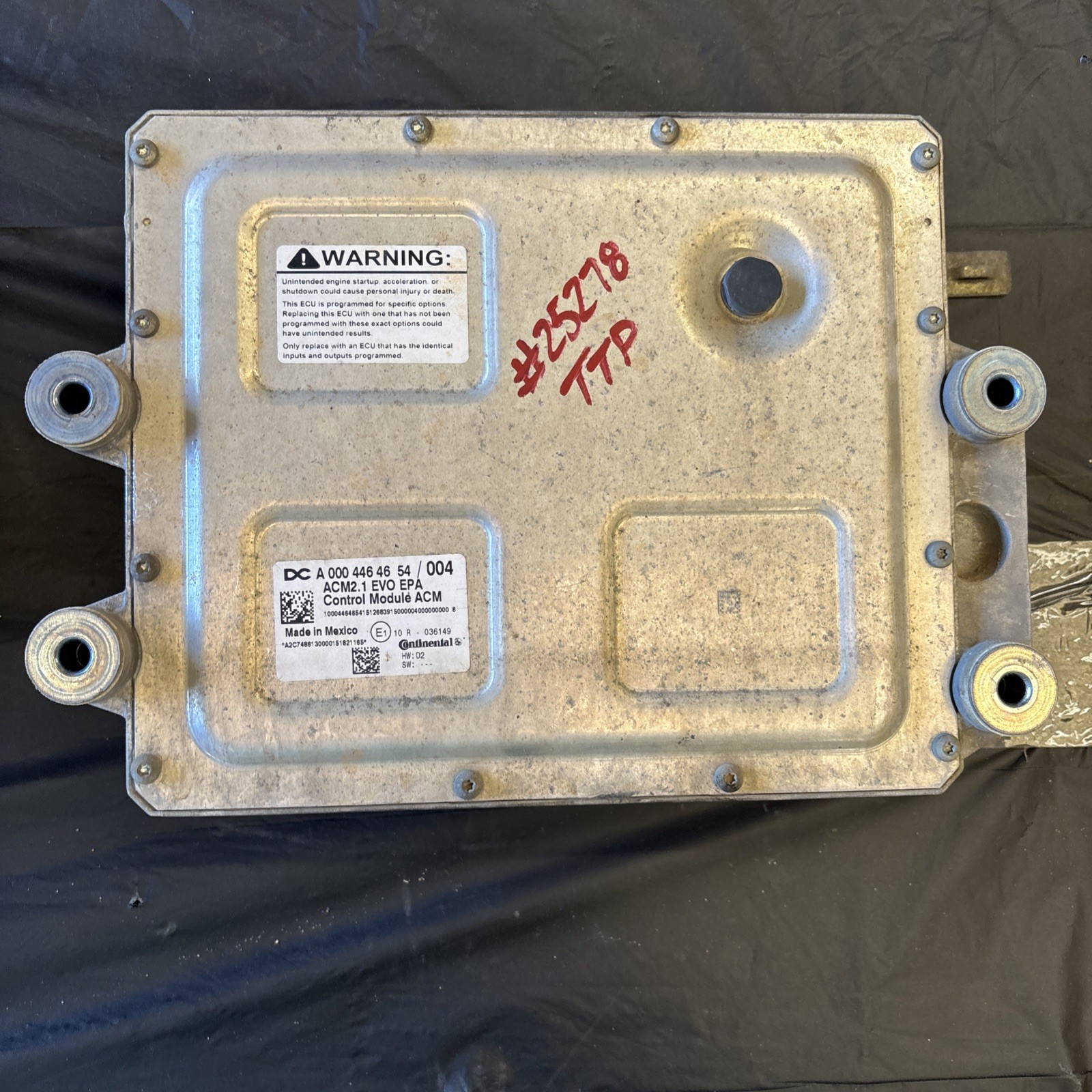 USED FREIGHTLINER CASCADIA 2015 DETROIT DD15 ACM ECM A0004464654/004
