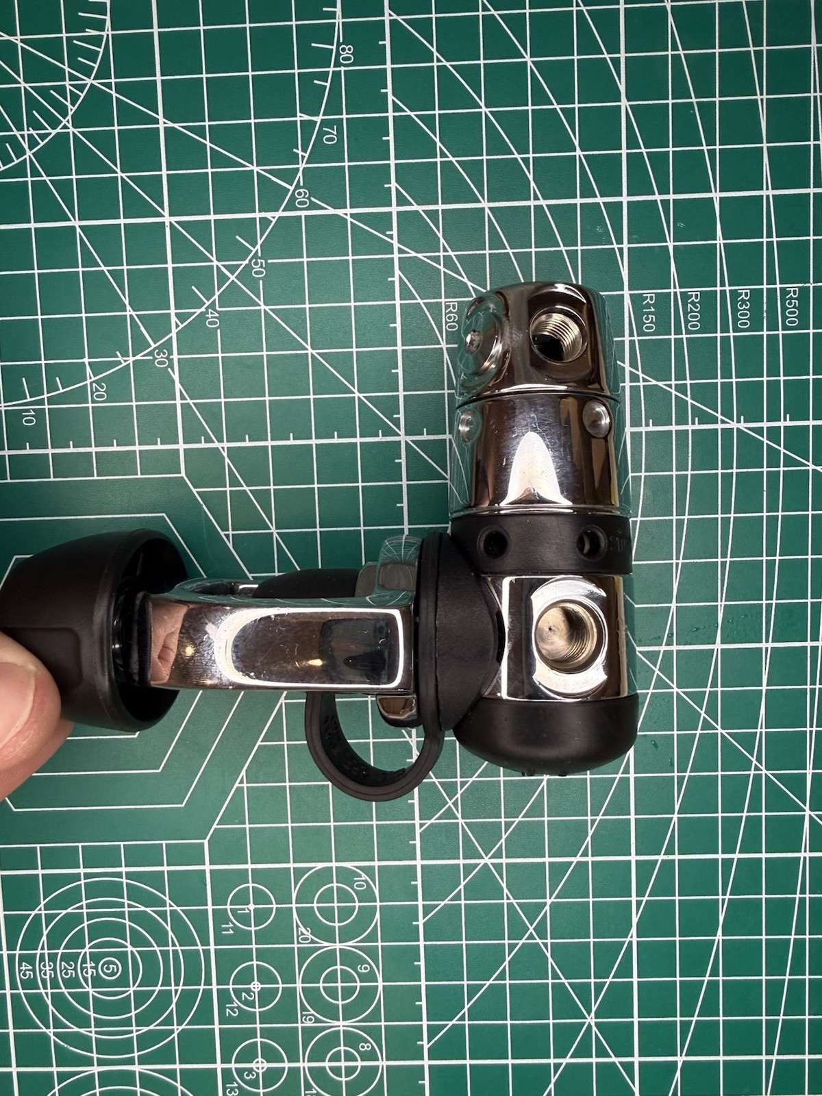 Atomic Aquatics B2 First Stage Scuba Diving Regulator- Yoke