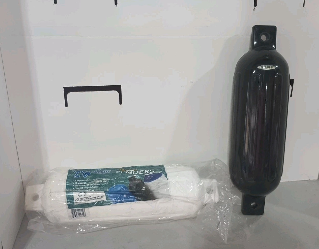 Polyform & Shoreline Marine G-3 Boat Fenders Black & White 5.5 x 20 in