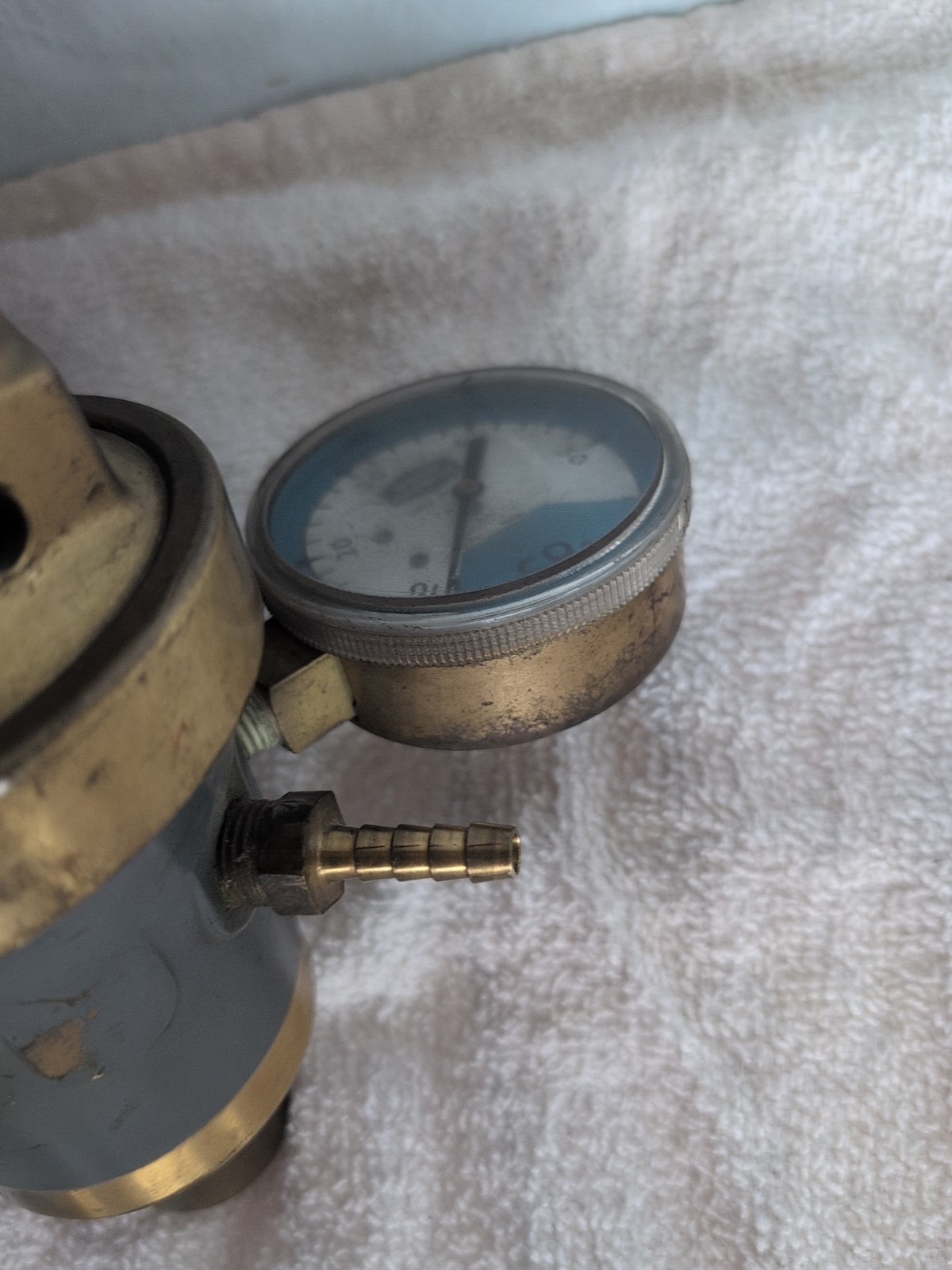 Union Carbide Oxweld CGA-320 Pressure Regulator