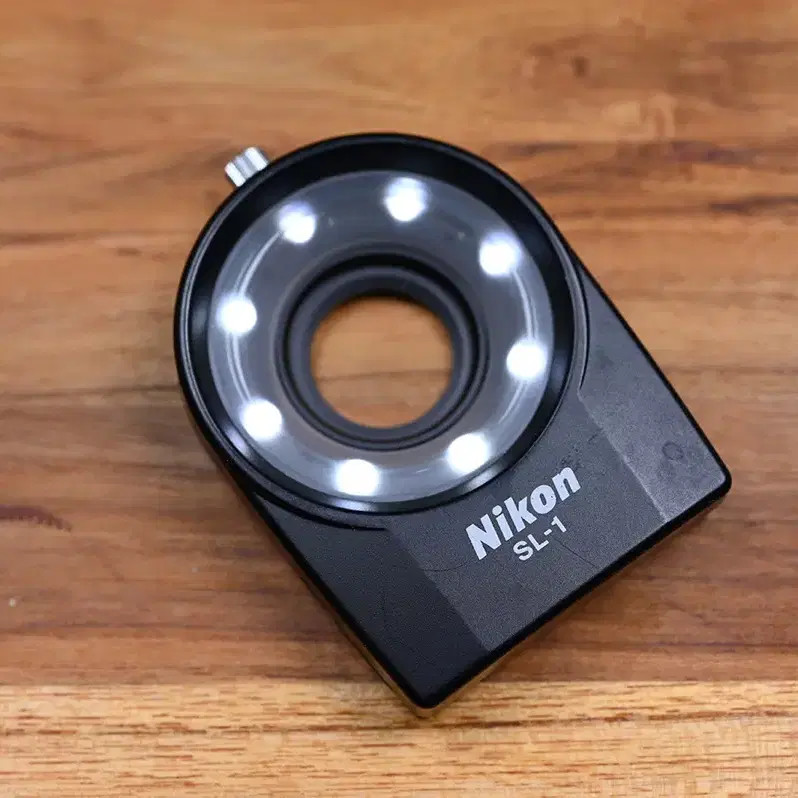 Nikon SL-1 Macro Flash Camera Accessory Collectible