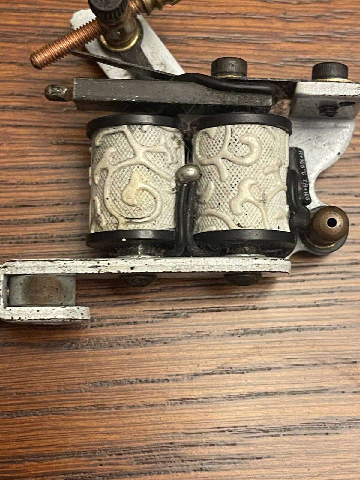 Skull tattoo machine coil Needs Repair