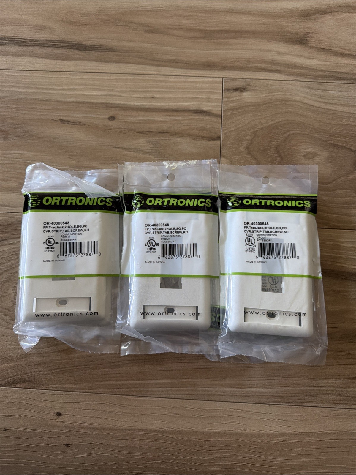 Ortronics OR-40300548, TracJack Faceplate, Fog White, 2 Port  Sealed Lot Of 6