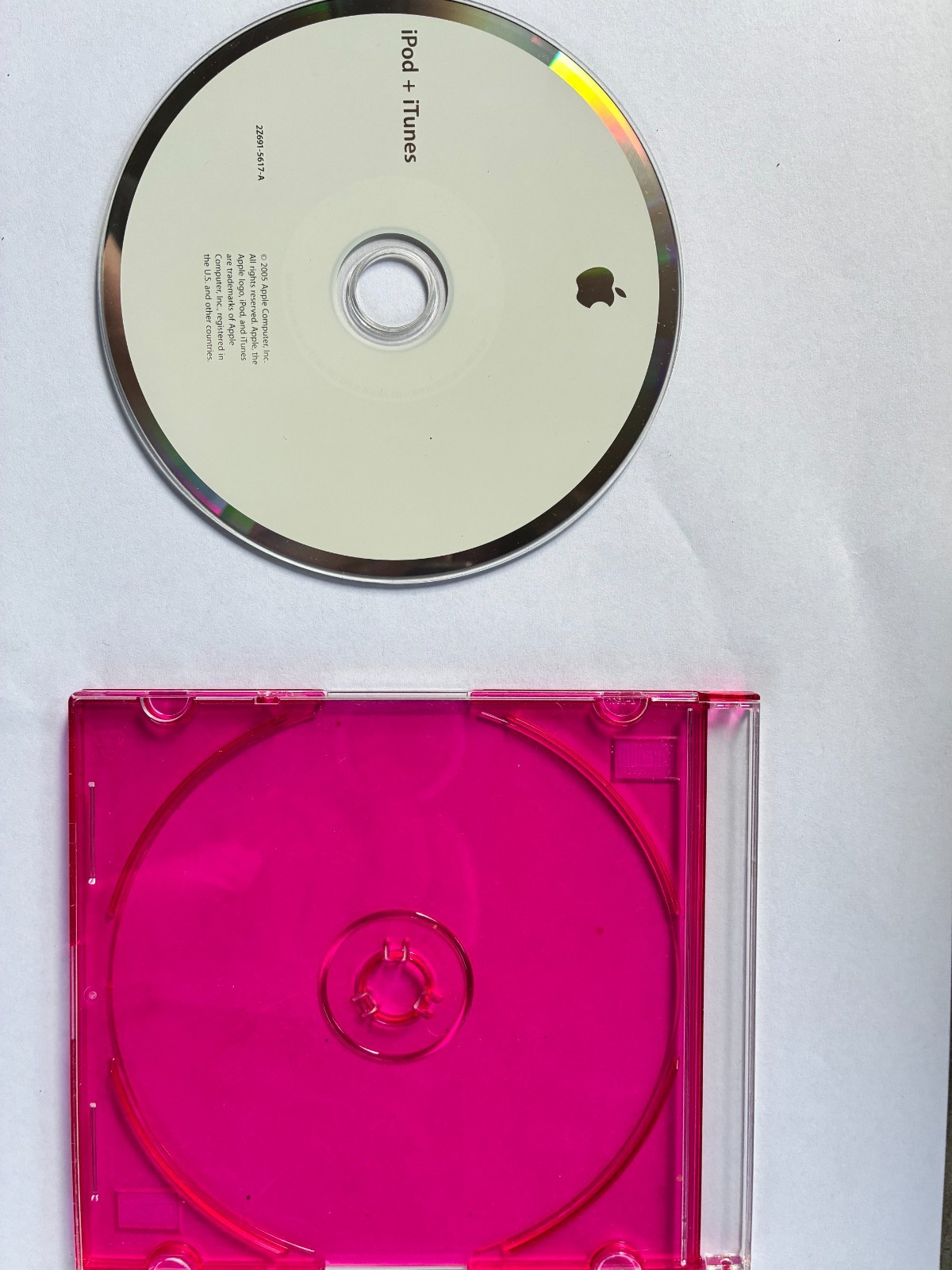 Apple iPod + iTunes Software Installation Disc CD-ROM 2005 ~ 2Z691-5617-A